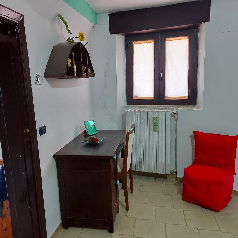 Casale di Pesche room 2