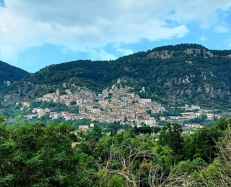 Casale di Pesche room 6